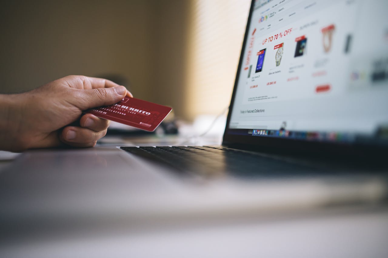 10 Best Practices for Building a Scalable Digital Commerce Platform in 2025